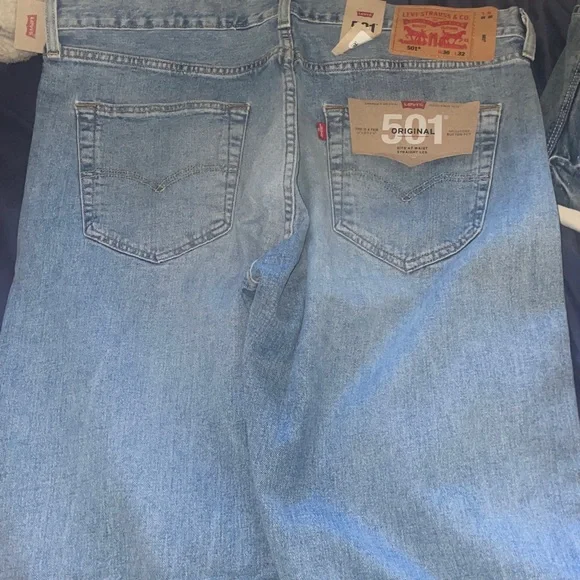 LEVI'S JEANS 501 BRAND NEW - Picture 4 of 6